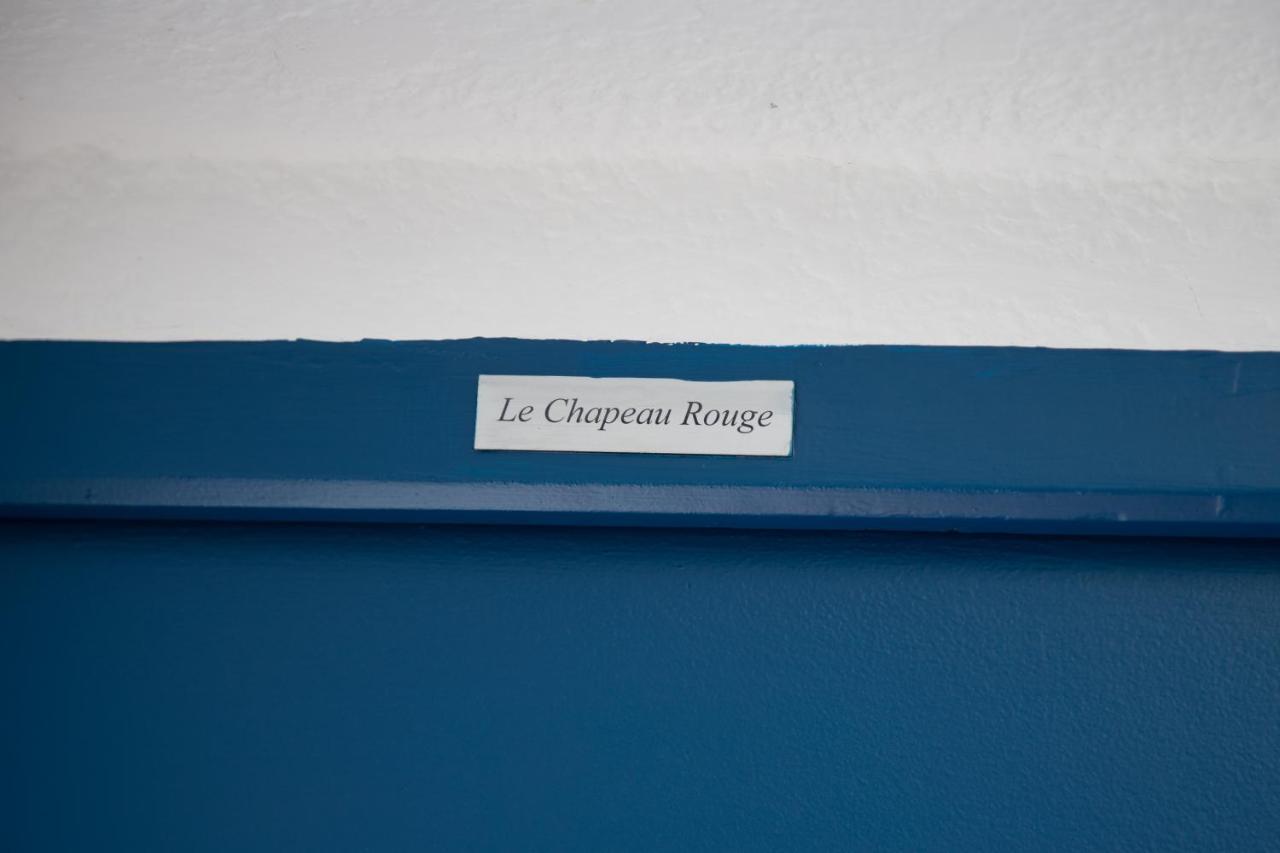 Le Chapeau Rouge Au Coeur Du Centre Historique アヴィニョン エクステリア 写真